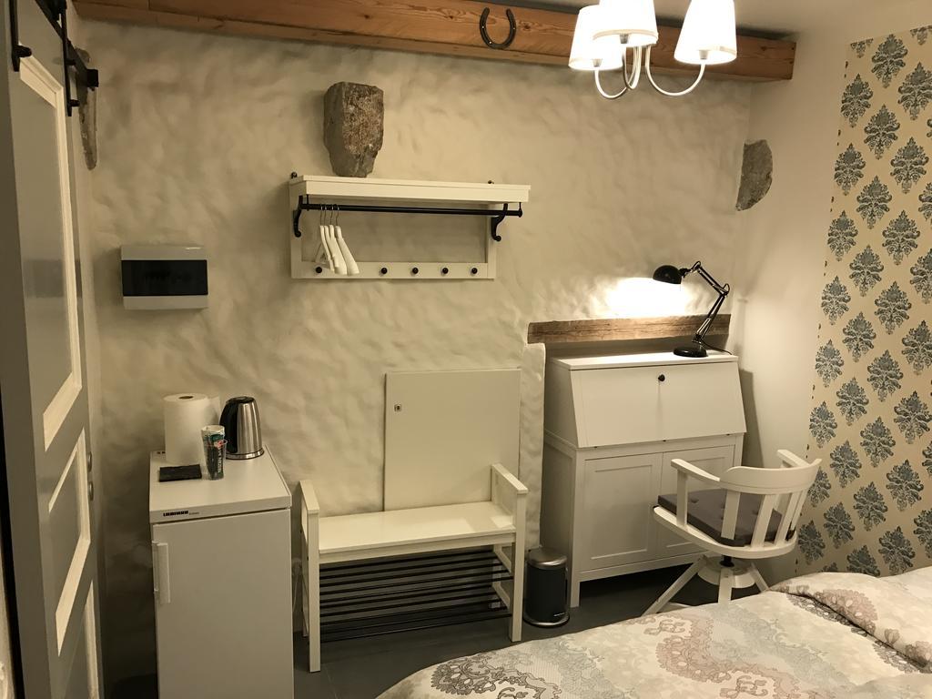 Old Bishop'S House Apartment Tallinn Exterior foto